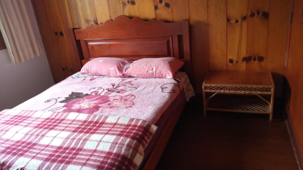 Chale Do Tio Tom - Residencia Em Condominio Campos do Jordão エクステリア 写真